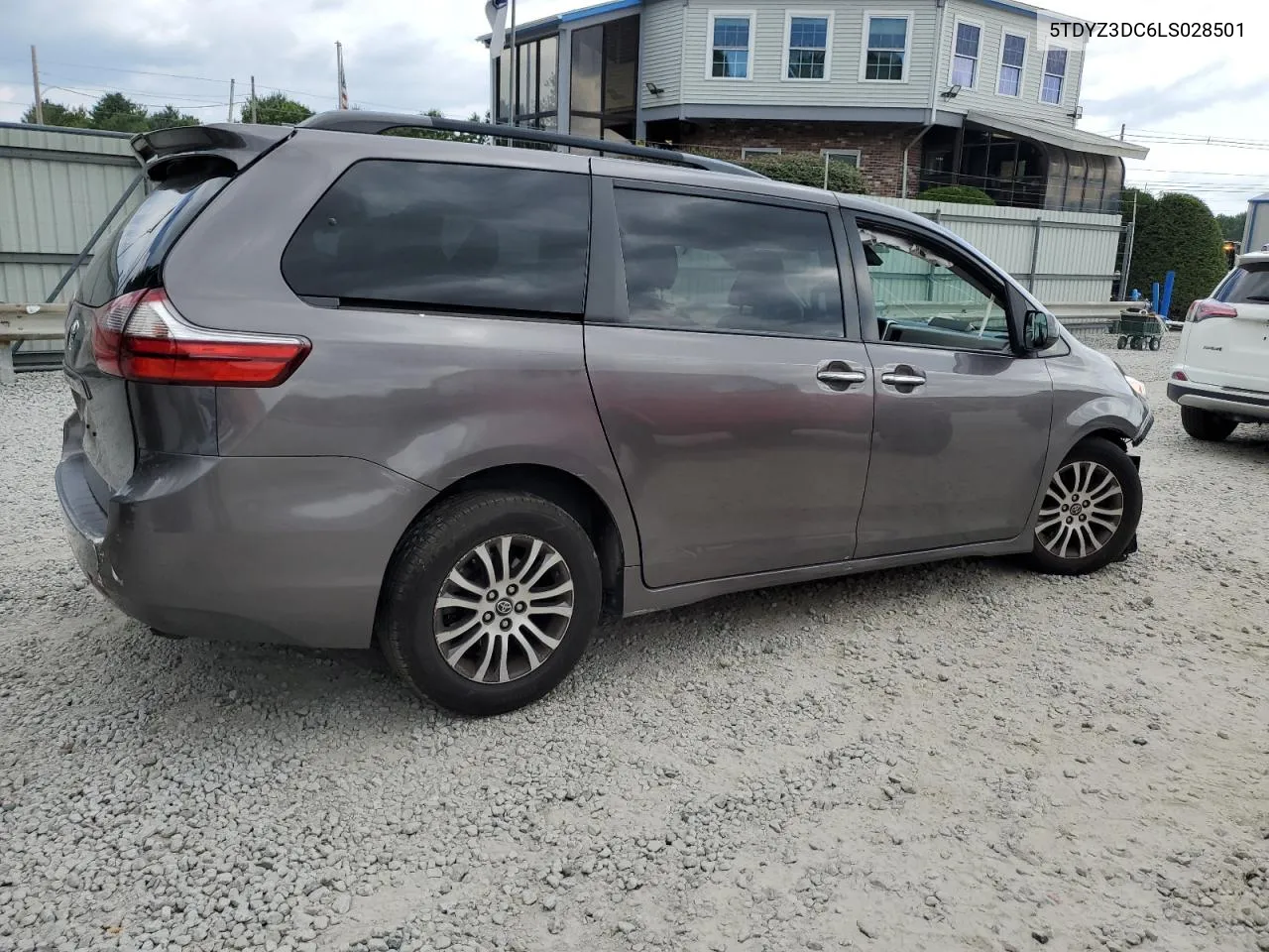 2020 Toyota Sienna Xle VIN: 5TDYZ3DC6LS028501 Lot: 68459004