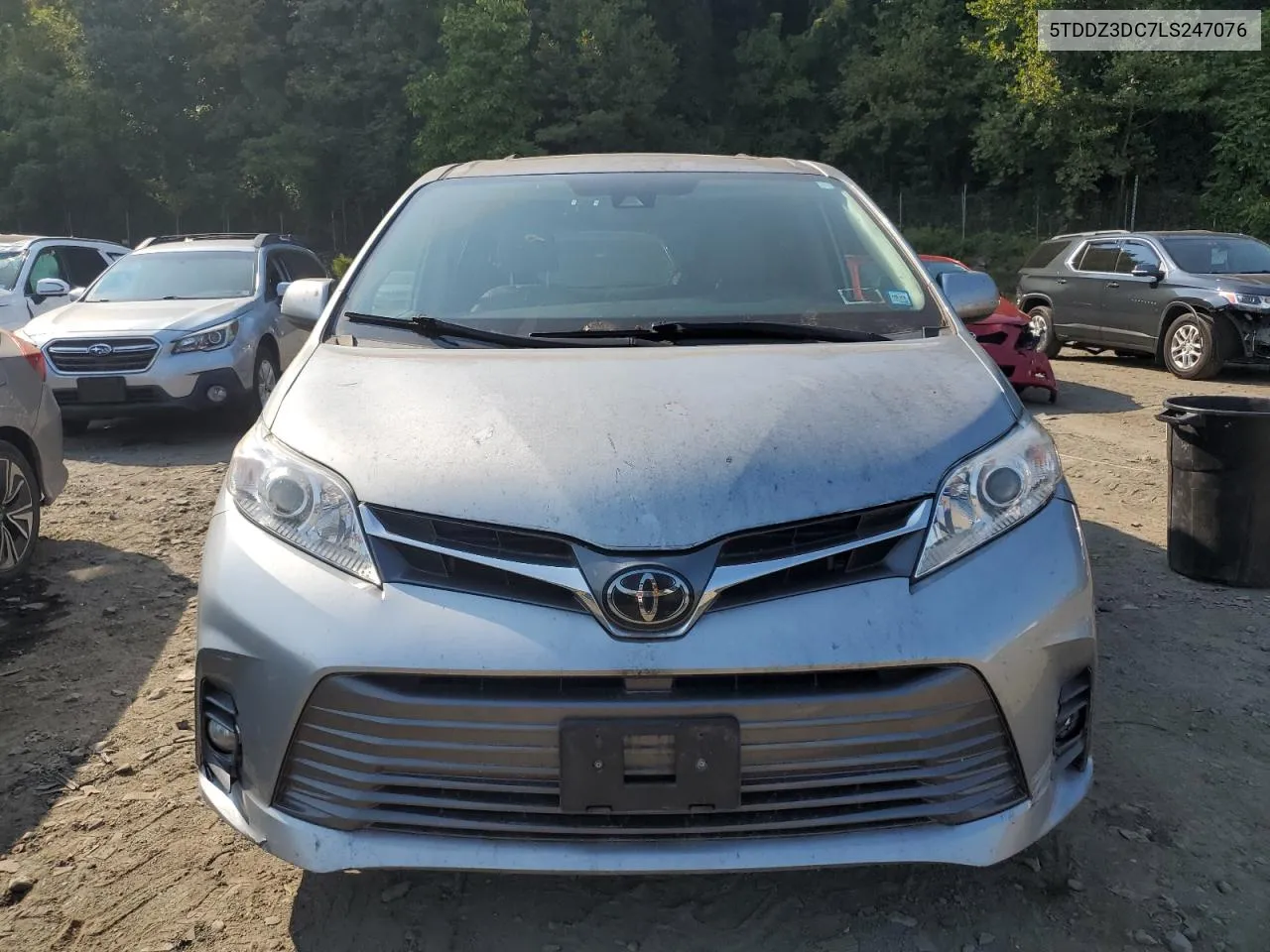 5TDDZ3DC7LS247076 2020 Toyota Sienna Xle