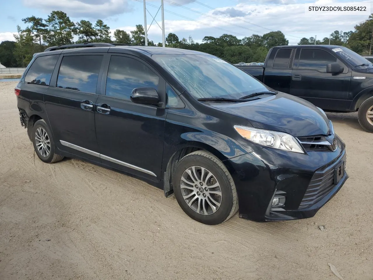 2020 Toyota Sienna Xle VIN: 5TDYZ3DC9LS085422 Lot: 71947444