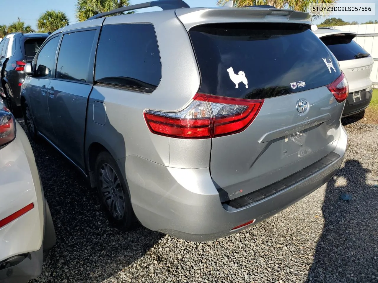 2020 Toyota Sienna Xle VIN: 5TDYZ3DC9LS057586 Lot: 74081604