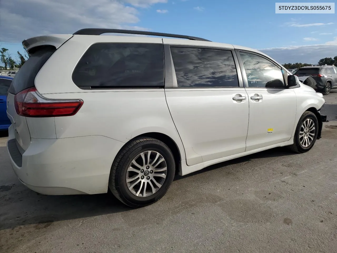 5TDYZ3DC9LS055675 2020 Toyota Sienna Xle