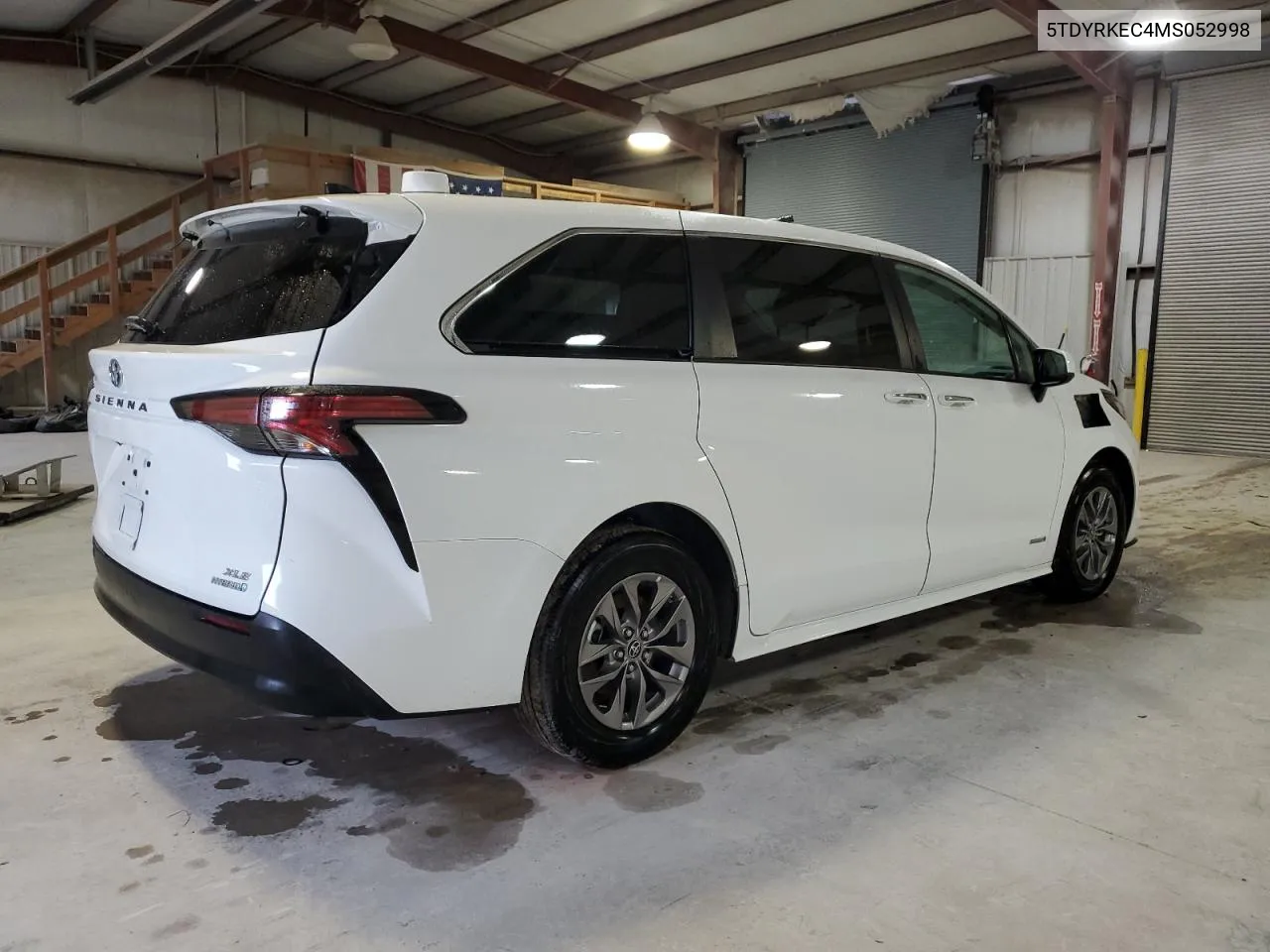 2021 Toyota Sienna Xle VIN: 5TDYRKEC4MS052998 Lot: 54197814