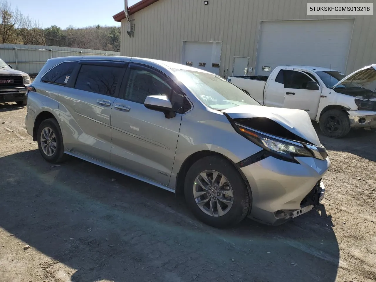 2021 Toyota Sienna Le VIN: 5TDKSKFC9MS013218 Lot: 54526224