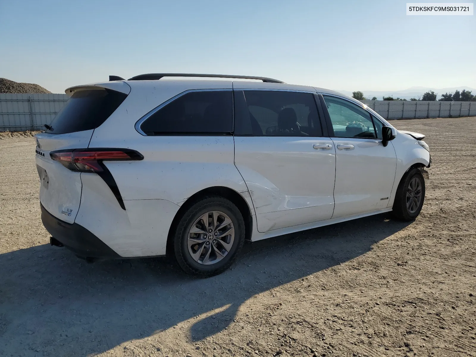 2021 Toyota Sienna Le VIN: 5TDKSKFC9MS031721 Lot: 62300804