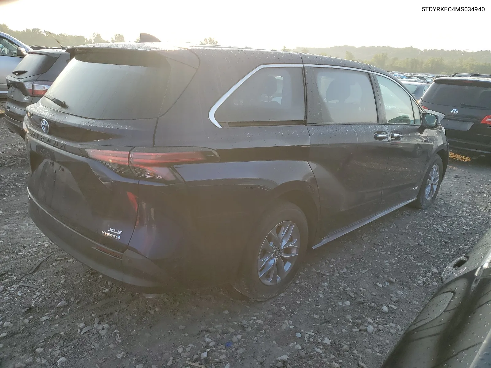 2021 Toyota Sienna Xle VIN: 5TDYRKEC4MS034940 Lot: 64382394