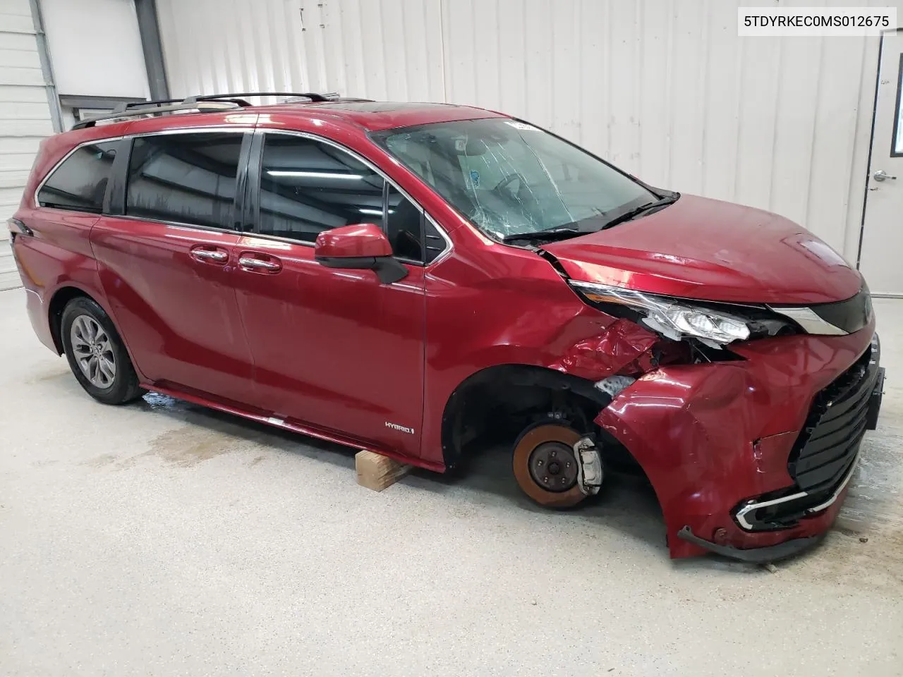 5TDYRKEC0MS012675 2021 Toyota Sienna Xle