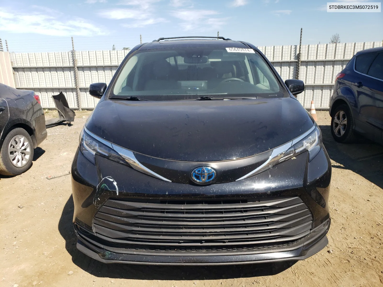 5TDBRKEC3MS072519 2021 Toyota Sienna Le