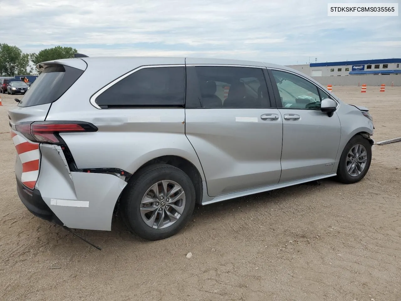 2021 Toyota Sienna Le VIN: 5TDKSKFC8MS035565 Lot: 65941684