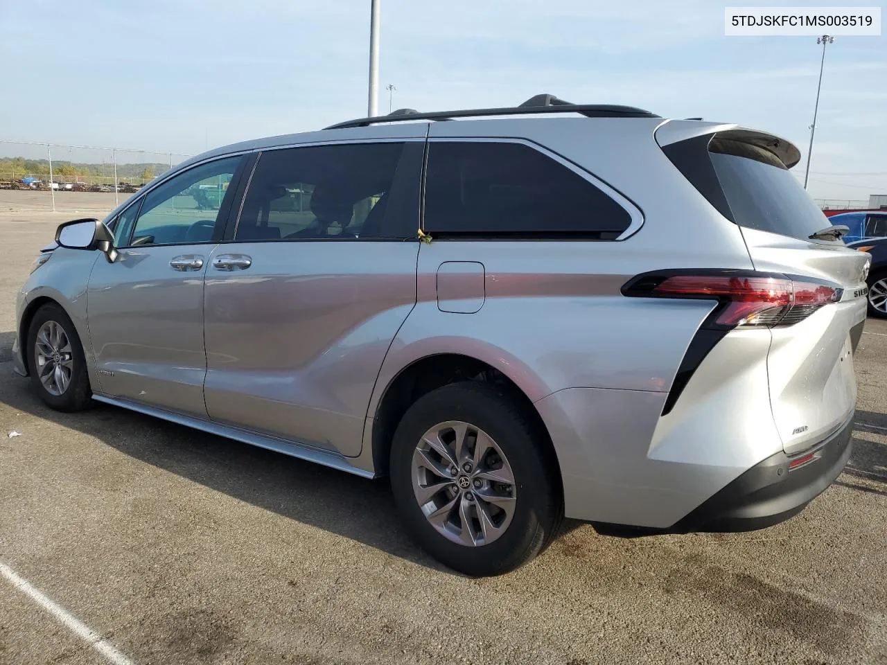 2021 Toyota Sienna Xle VIN: 5TDJSKFC1MS003519 Lot: 69149644