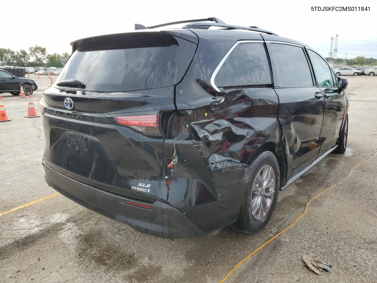 5TDJSKFC2MS011841 2021 Toyota Sienna Xle