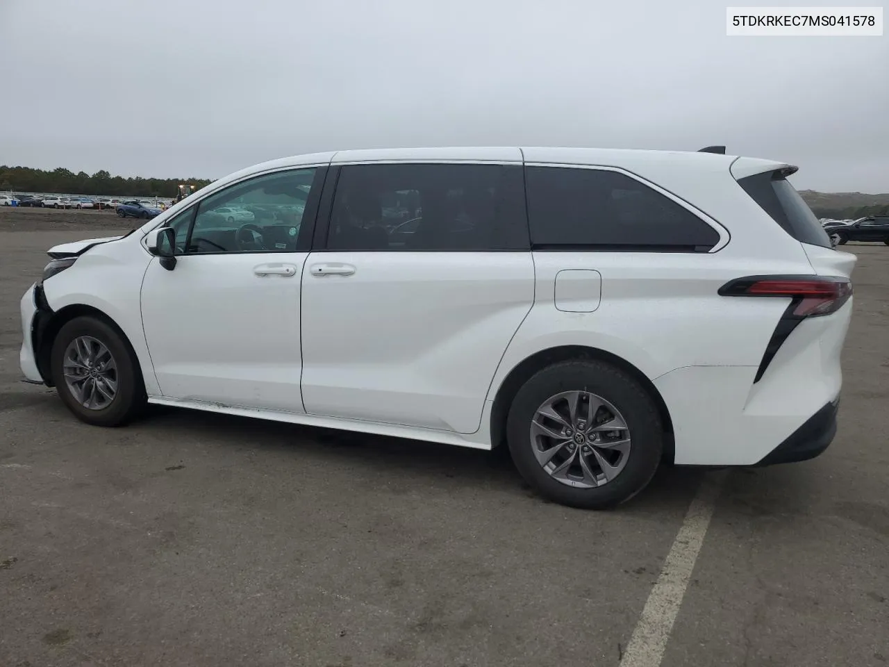 2021 Toyota Sienna Le VIN: 5TDKRKEC7MS041578 Lot: 72546044