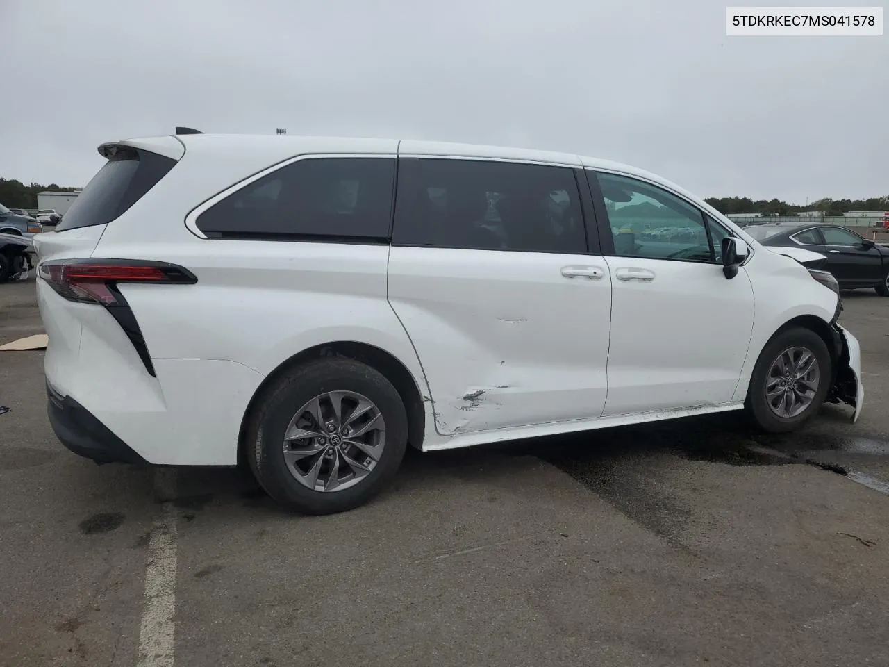 2021 Toyota Sienna Le VIN: 5TDKRKEC7MS041578 Lot: 72546044