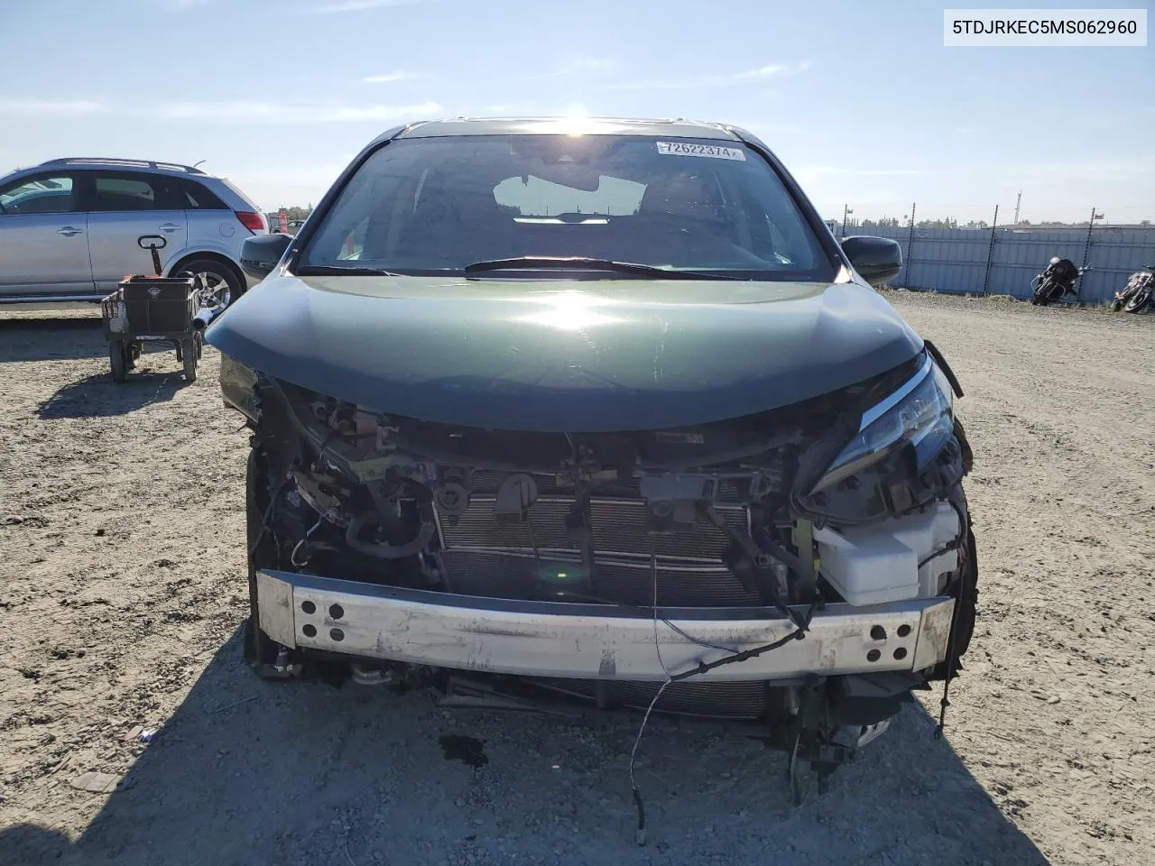 5TDJRKEC5MS062960 2021 Toyota Sienna Xle