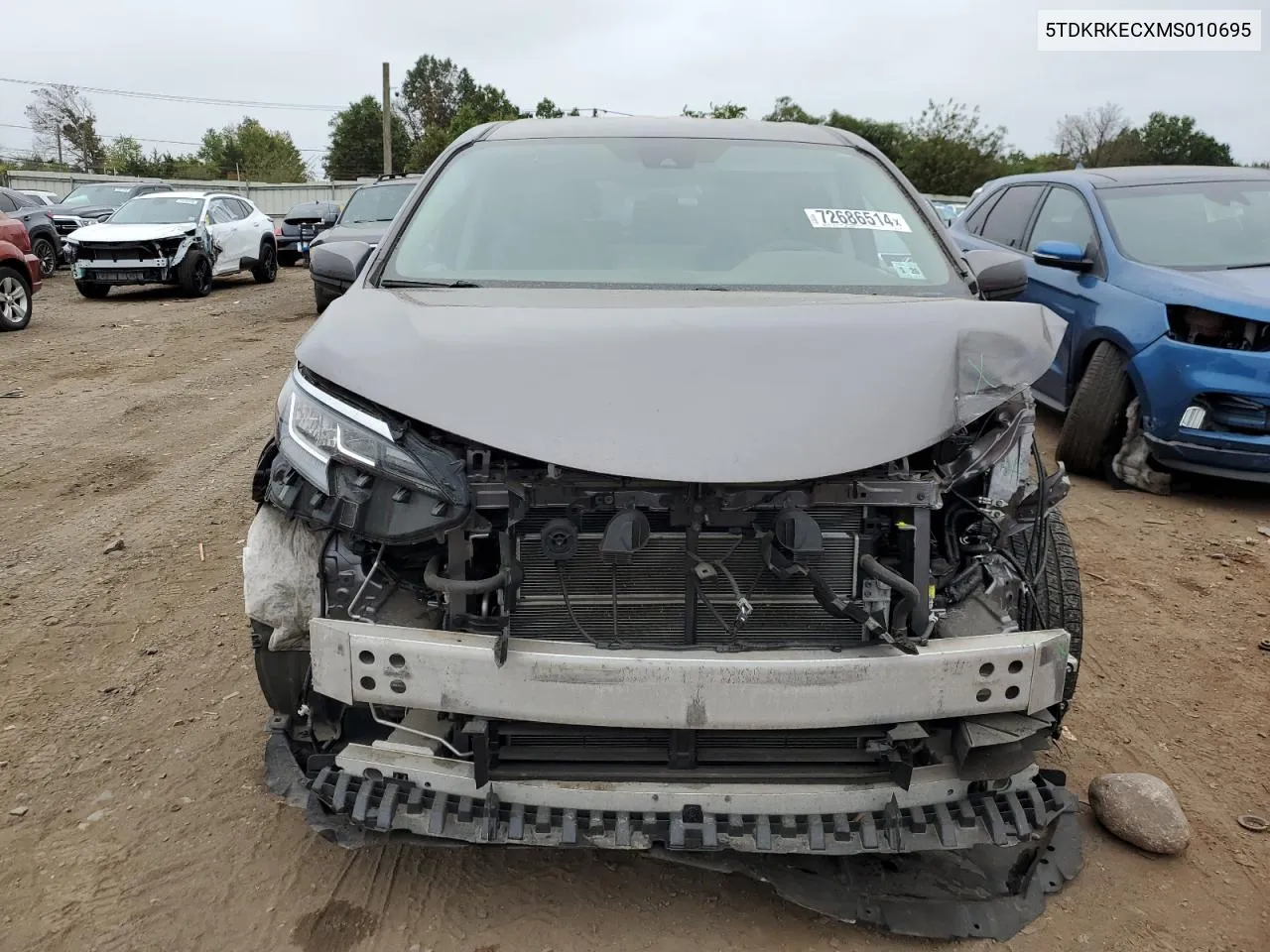 2021 Toyota Sienna Le VIN: 5TDKRKECXMS010695 Lot: 72686514