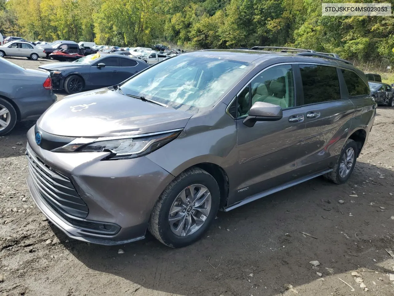 5TDJSKFC4MS023053 2021 Toyota Sienna Xle