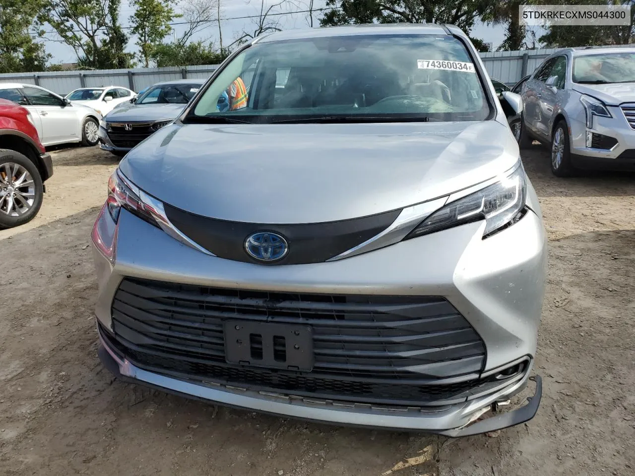 2021 Toyota Sienna Le VIN: 5TDKRKECXMS044300 Lot: 74360034