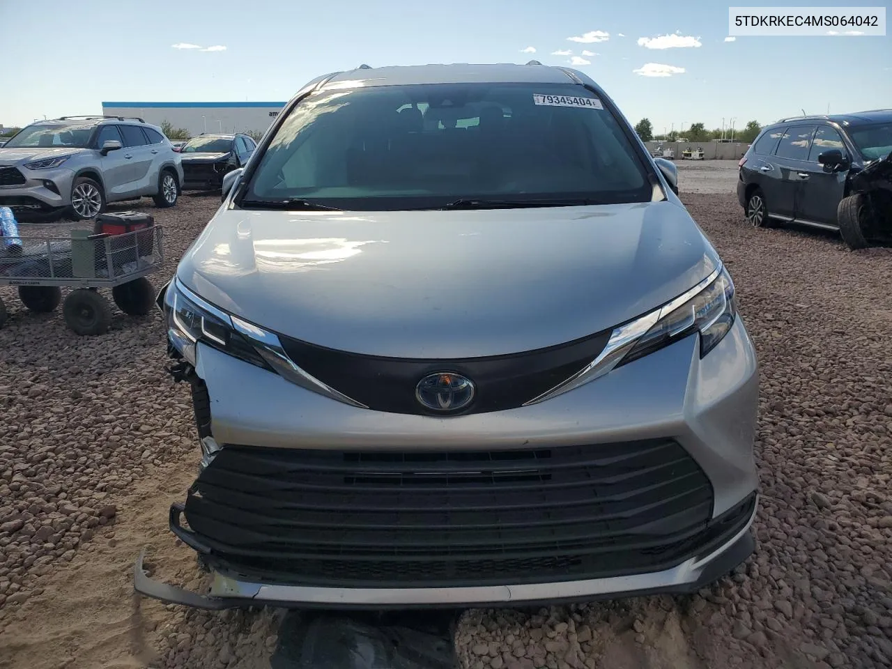 2021 Toyota Sienna Le VIN: 5TDKRKEC4MS064042 Lot: 79345404