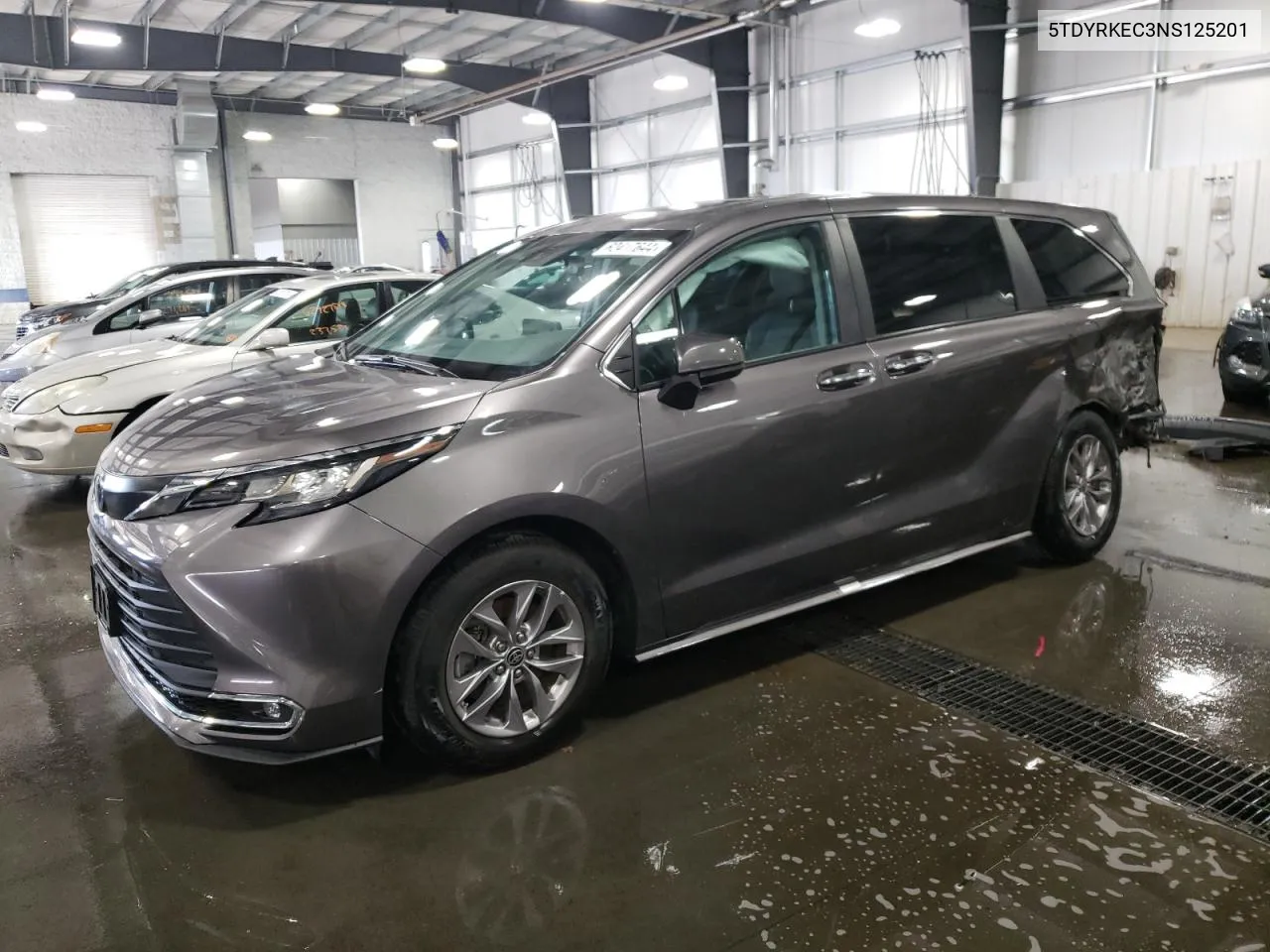 5TDYRKEC3NS125201 2022 Toyota Sienna Xle