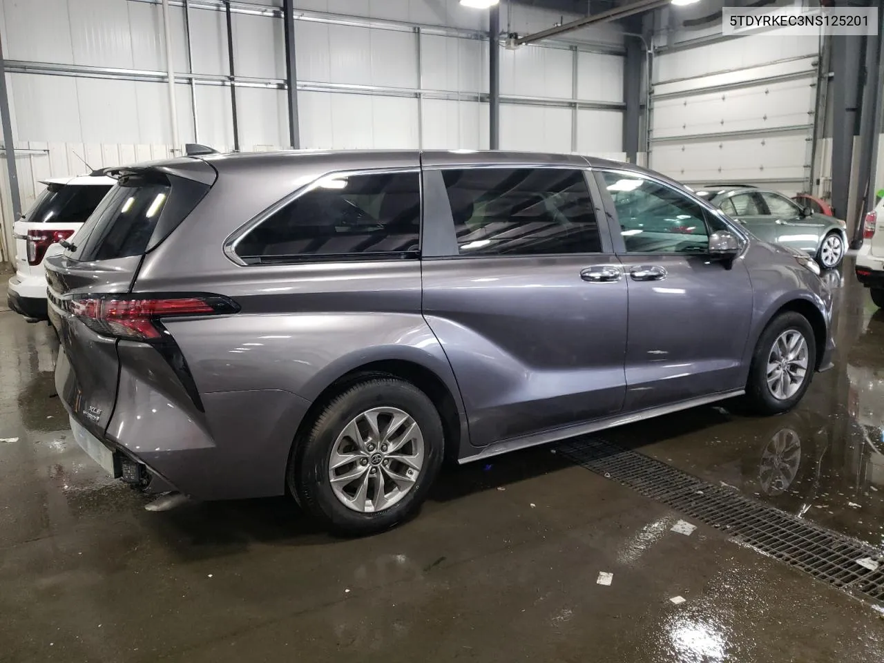 5TDYRKEC3NS125201 2022 Toyota Sienna Xle