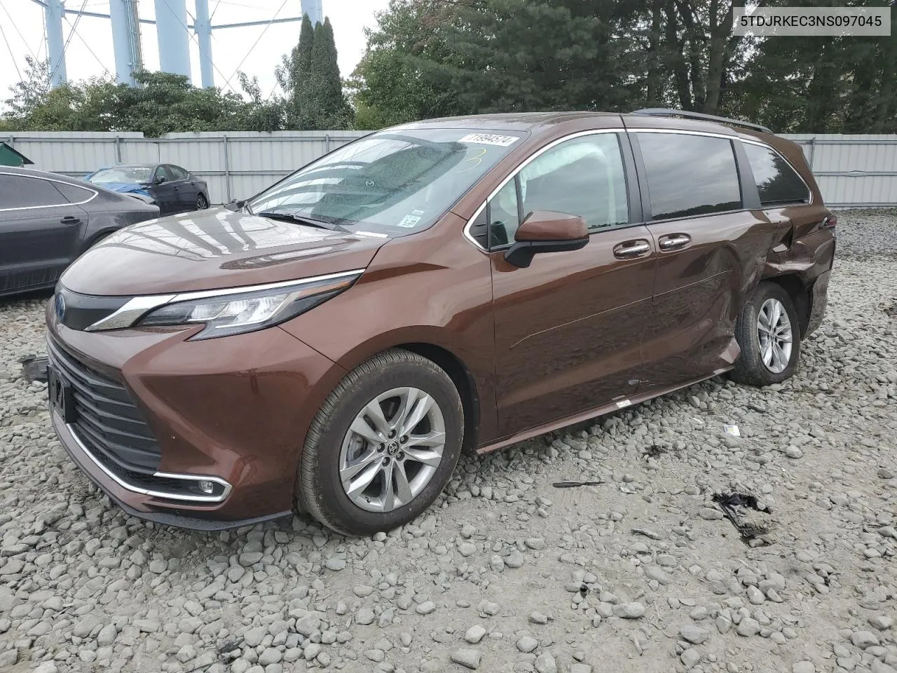 2022 Toyota Sienna Xle VIN: 5TDJRKEC3NS097045 Lot: 71994574