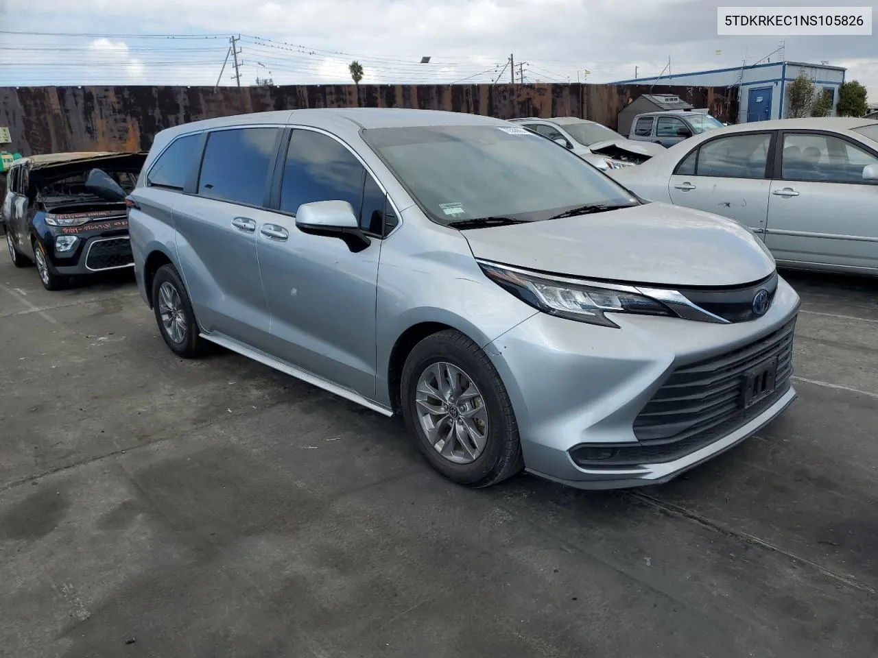 5TDKRKEC1NS105826 2022 Toyota Sienna Le