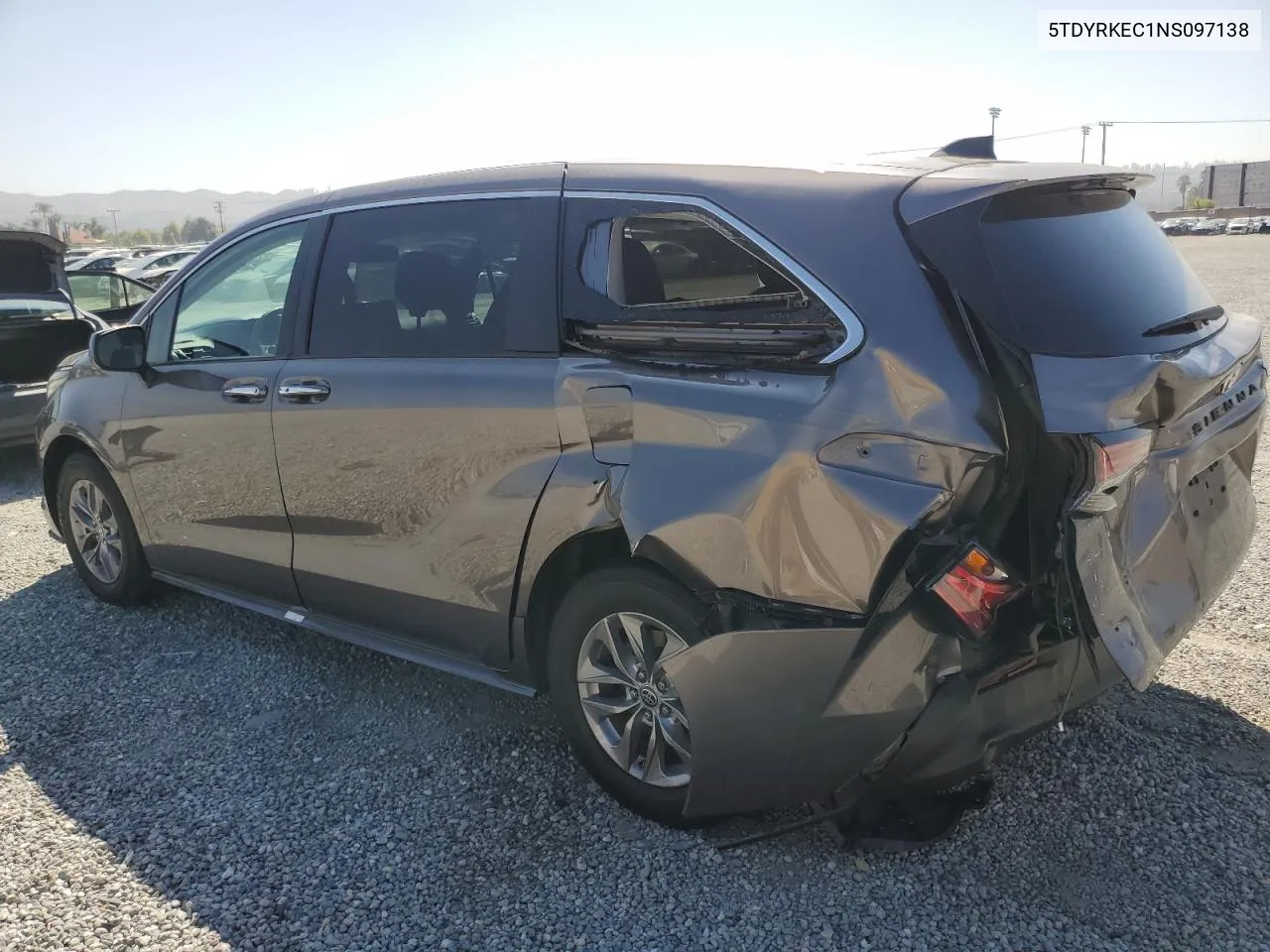 2022 Toyota Sienna Xle VIN: 5TDYRKEC1NS097138 Lot: 72601154