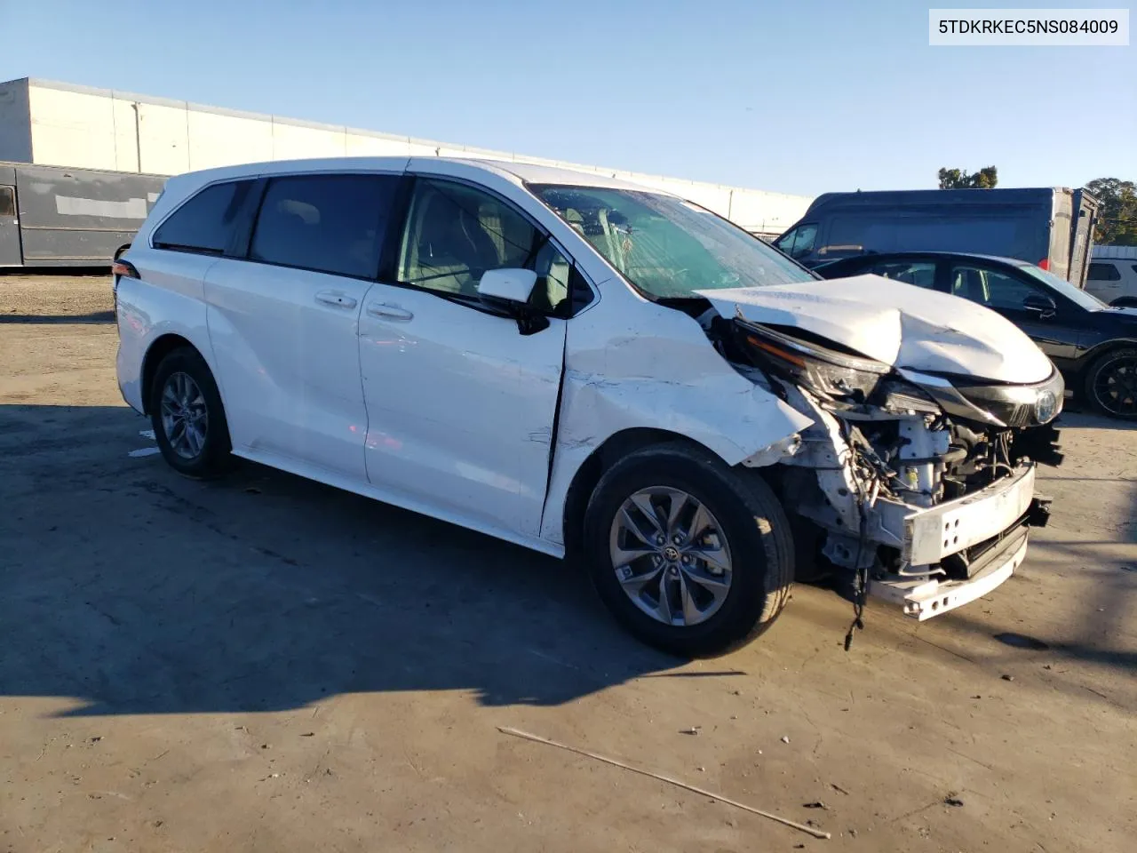 5TDKRKEC5NS084009 2022 Toyota Sienna Le