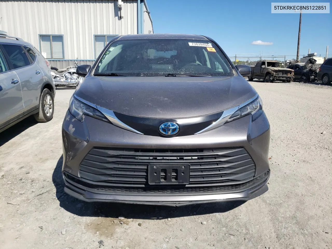 2022 Toyota Sienna Le VIN: 5TDKRKEC8NS122851 Lot: 73839494