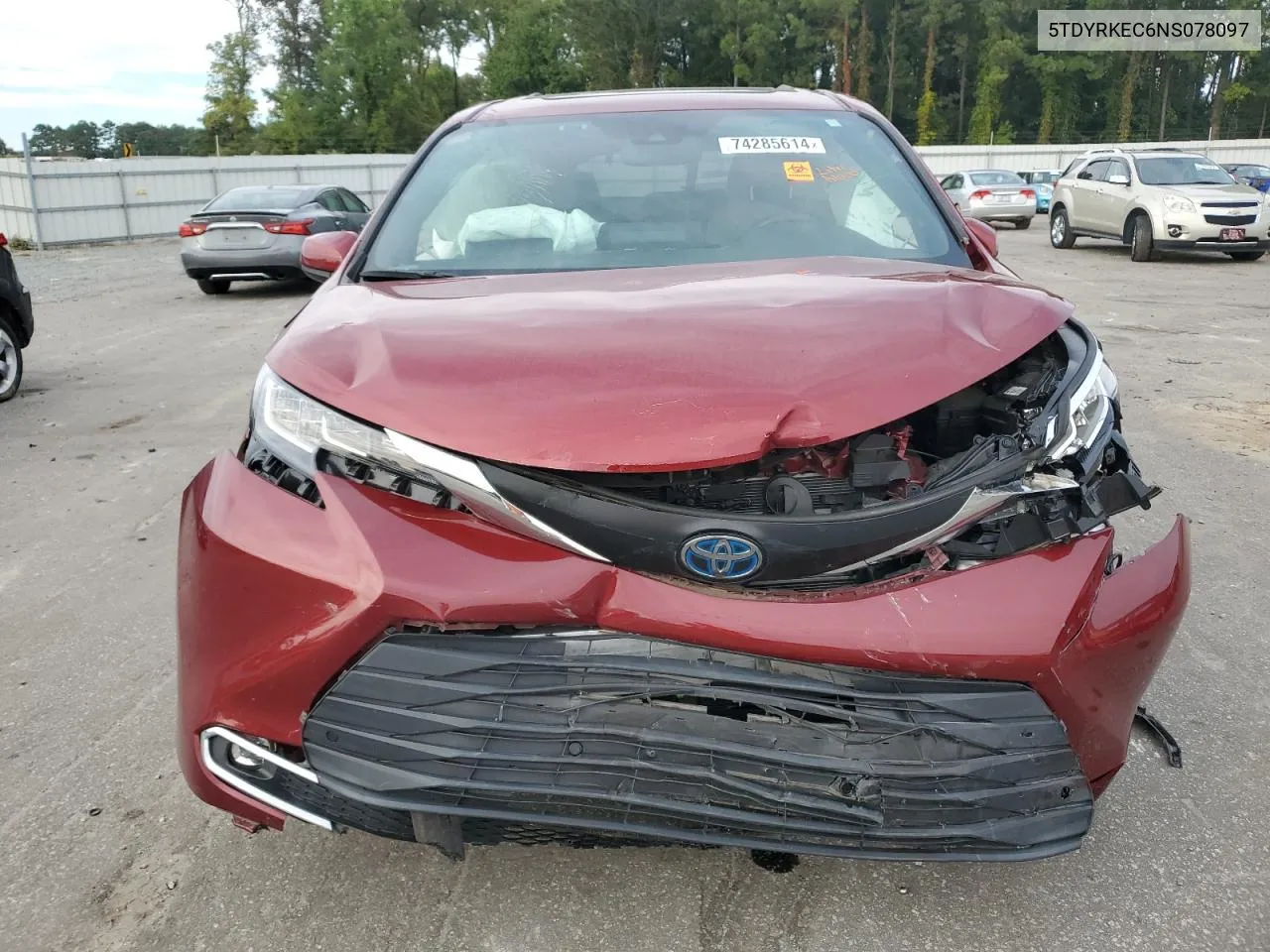 5TDYRKEC6NS078097 2022 Toyota Sienna Xle