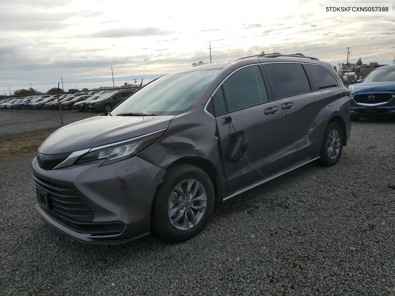 2022 Toyota Sienna Le VIN: 5TDKSKFCXNS057388 Lot: 76596714