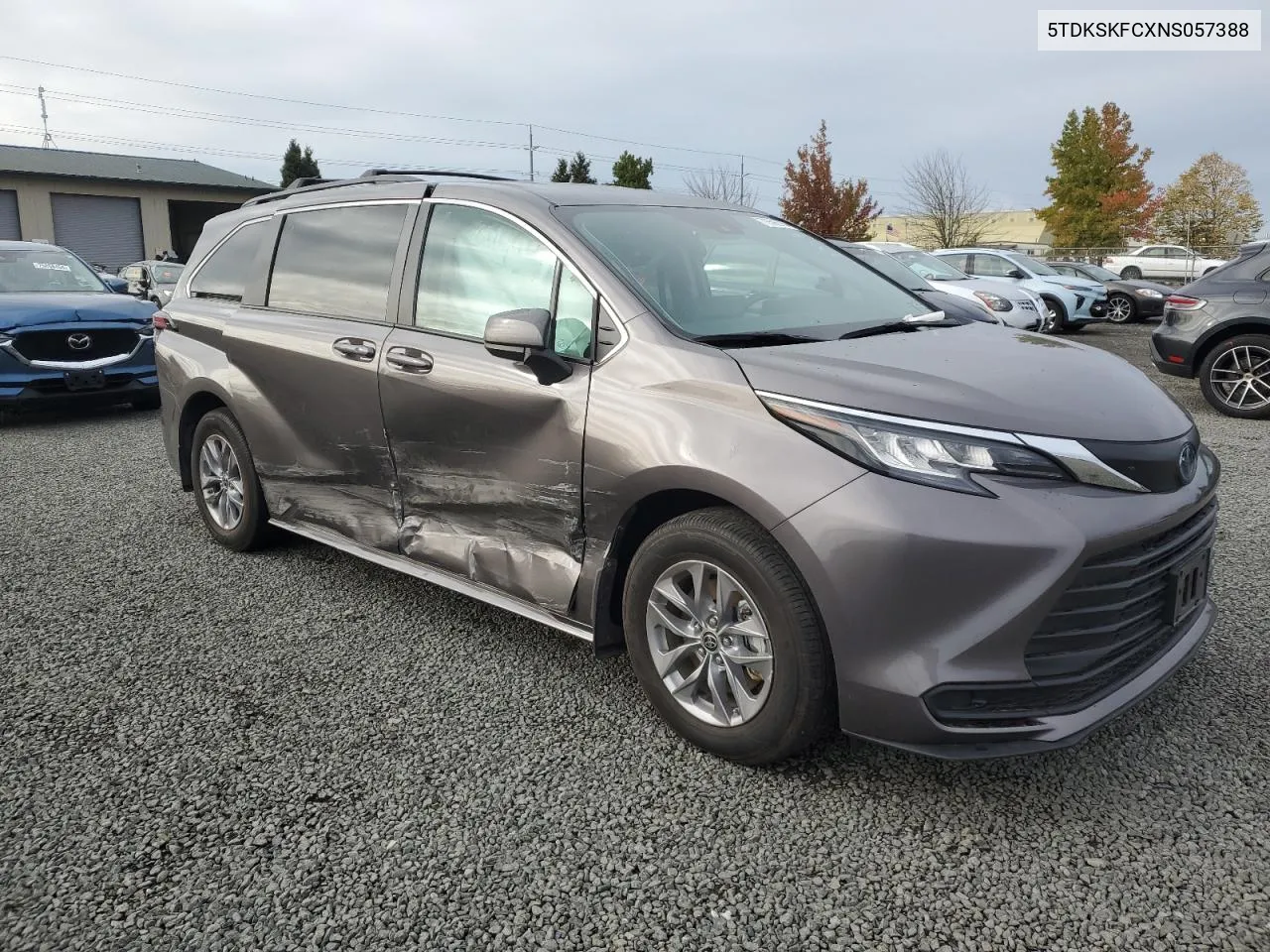 2022 Toyota Sienna Le VIN: 5TDKSKFCXNS057388 Lot: 76596714