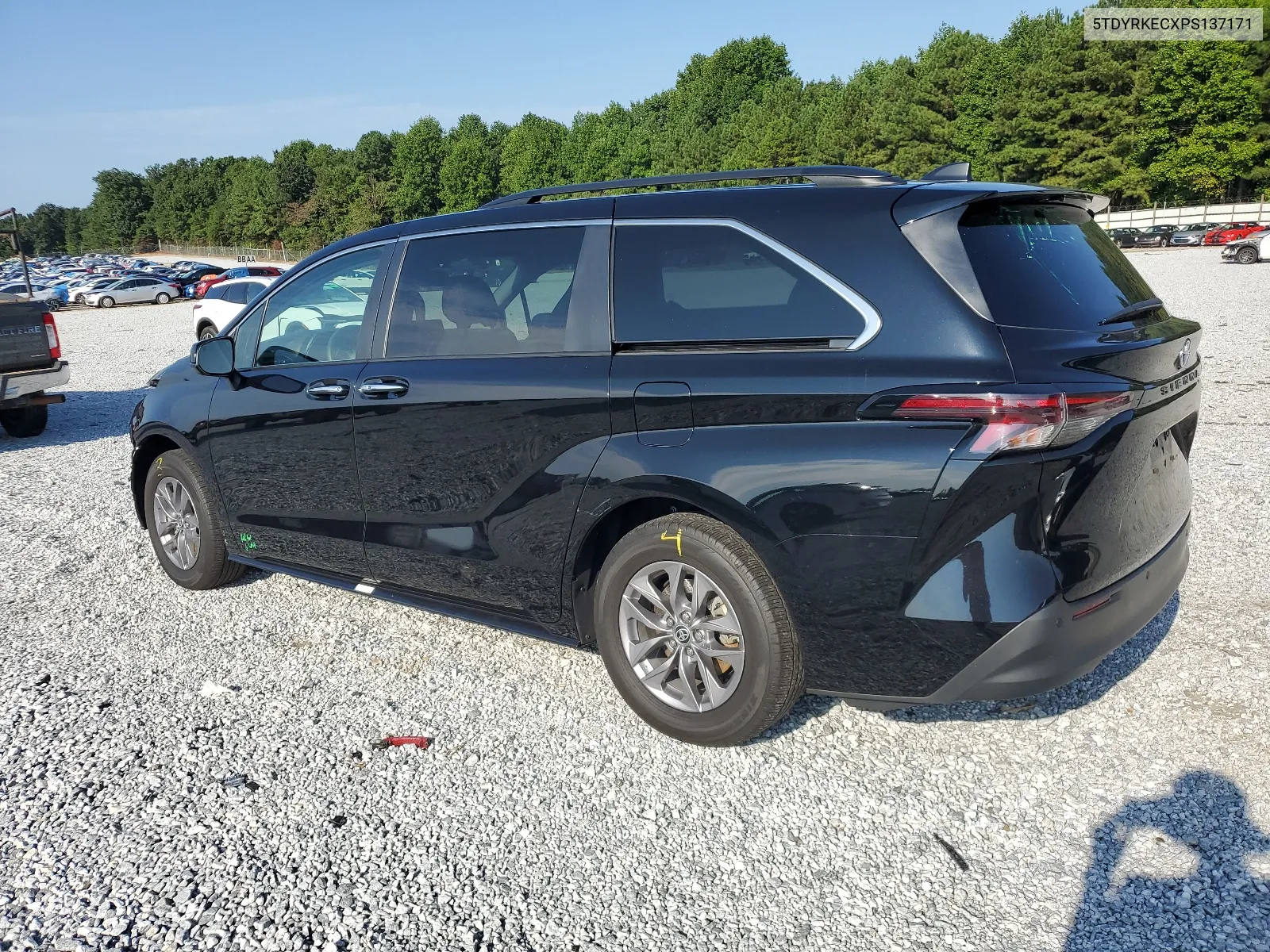 2023 Toyota Sienna Xle VIN: 5TDYRKECXPS137171 Lot: 65228994