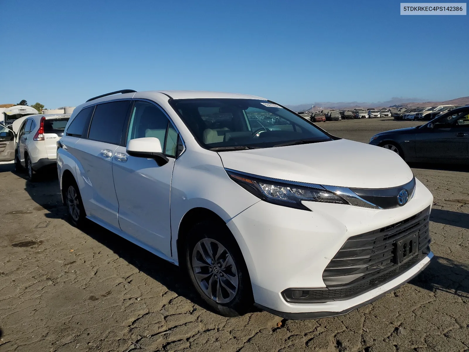 5TDKRKEC4PS142386 2023 Toyota Sienna Le