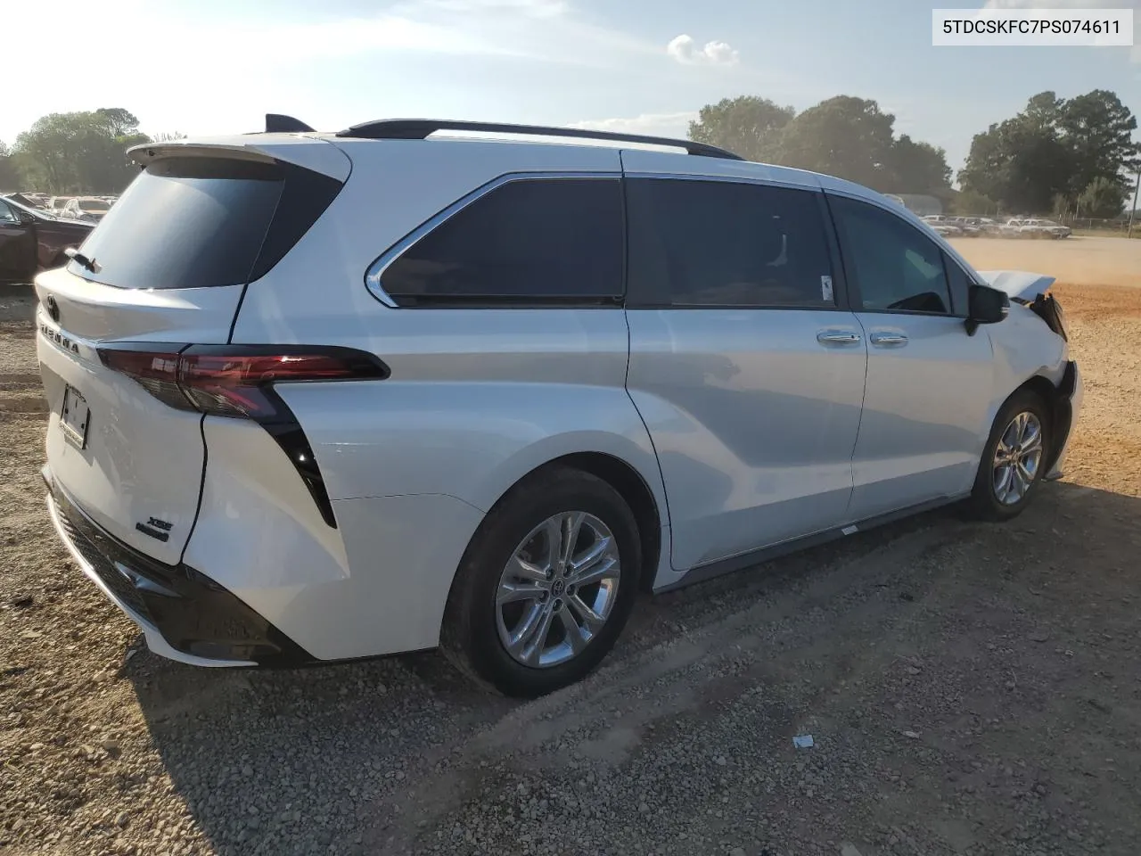 5TDCSKFC7PS074611 2023 Toyota Sienna Xse