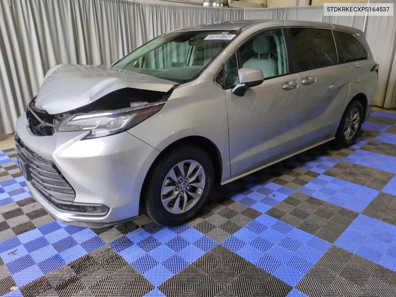 5TDKRKECXPS164537 2023 Toyota Sienna Le