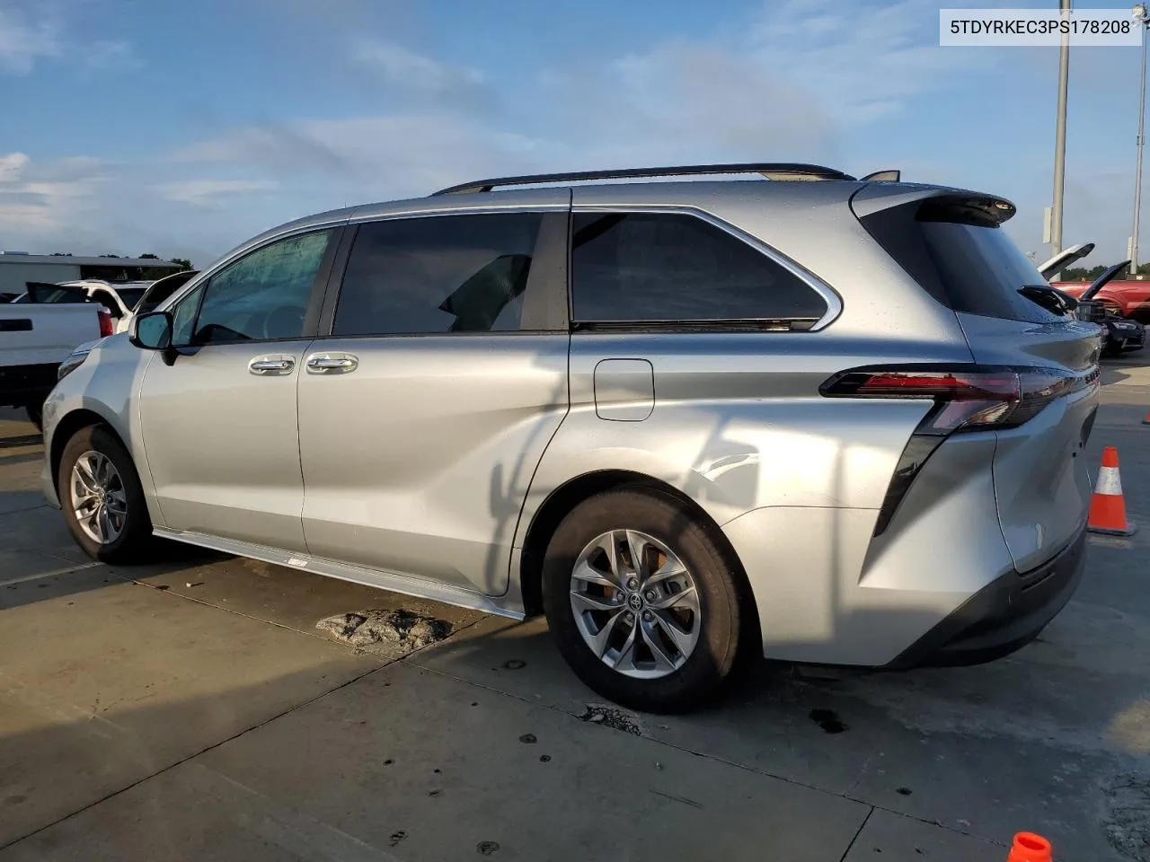 2023 Toyota Sienna Xle VIN: 5TDYRKEC3PS178208 Lot: 73882024