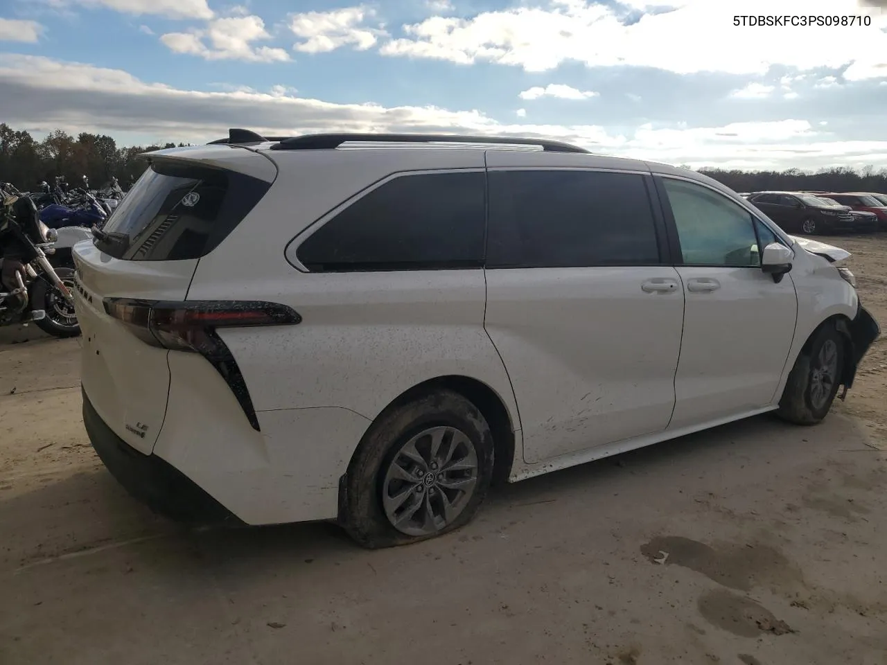 2023 Toyota Sienna Le VIN: 5TDBSKFC3PS098710 Lot: 79476334