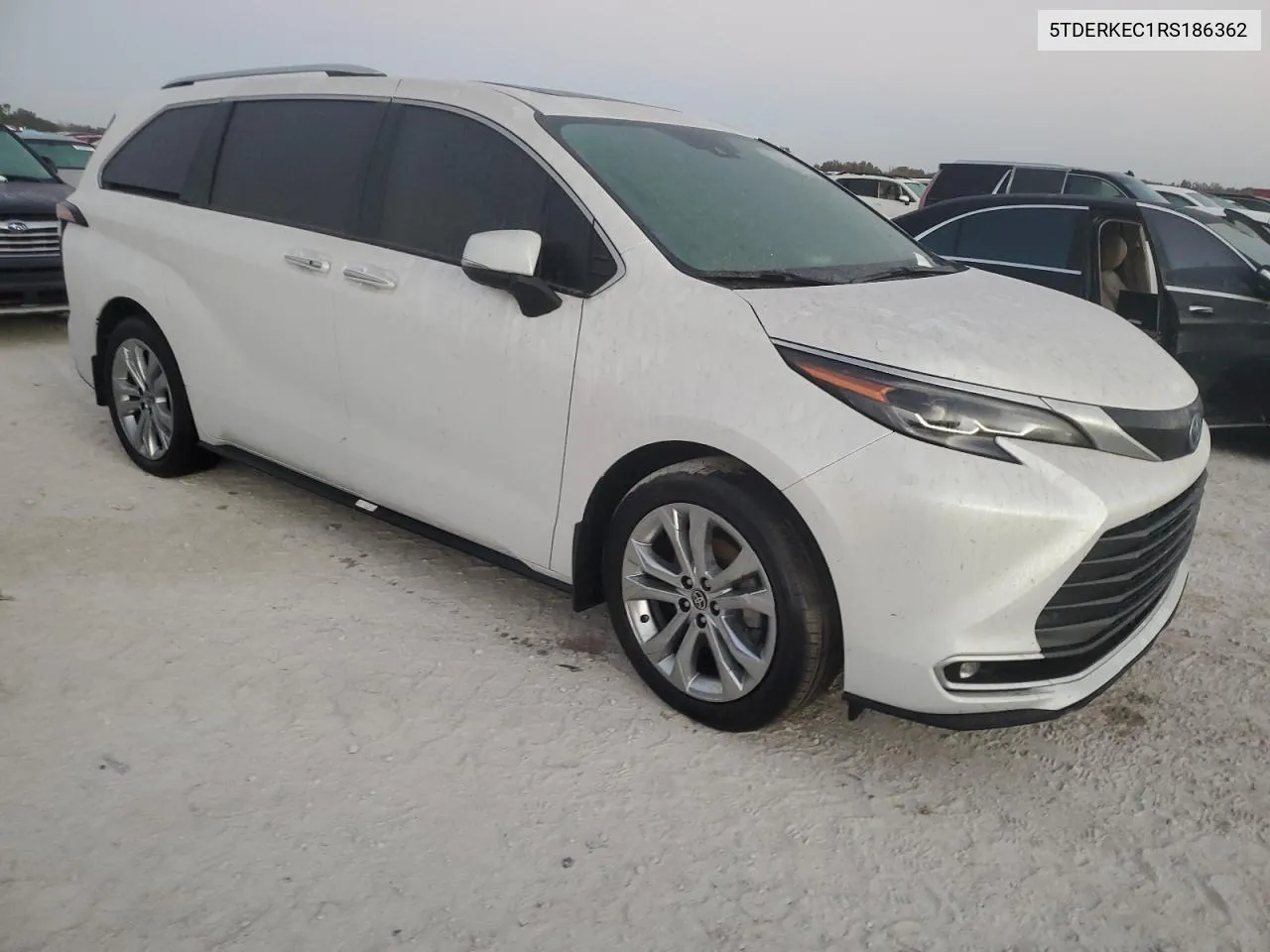 5TDERKEC1RS186362 2024 Toyota Sienna Limited