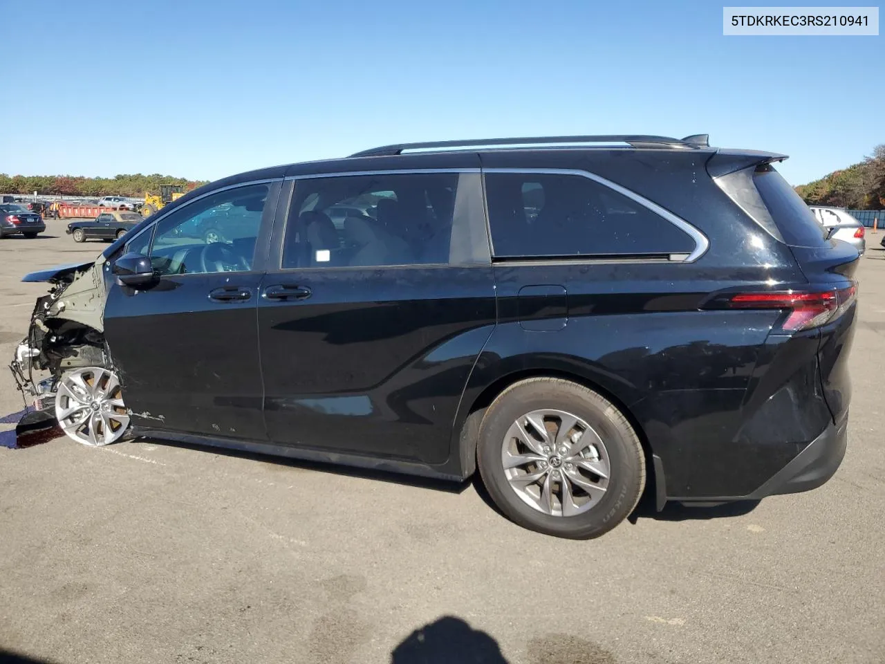 5TDKRKEC3RS210941 2024 Toyota Sienna Le