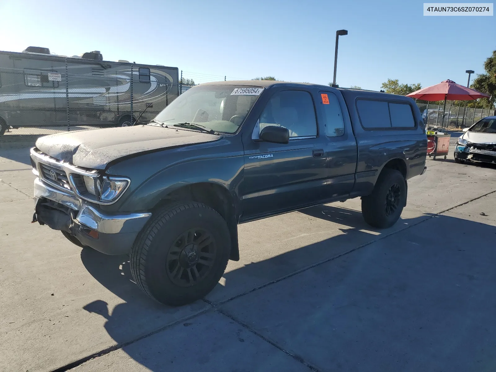 1995 Toyota Tacoma Xtracab VIN: 4TAUN73C6SZ070274 Lot: 67595054