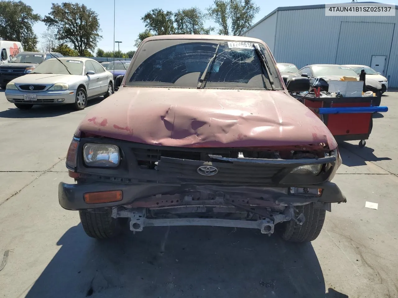 4TAUN41B1SZ025137 1995 Toyota Tacoma