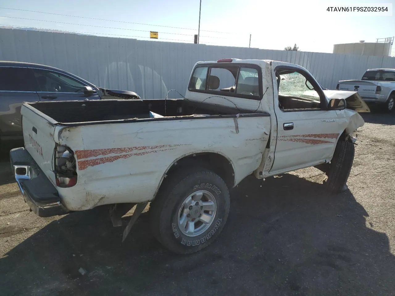 1995 Toyota Tacoma VIN: 4TAVN61F9SZ032954 Lot: 74116844