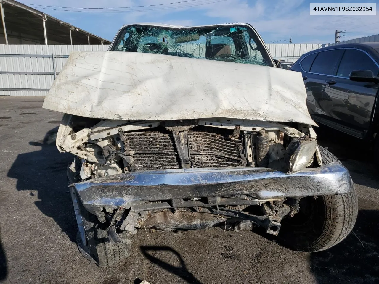 1995 Toyota Tacoma VIN: 4TAVN61F9SZ032954 Lot: 74116844