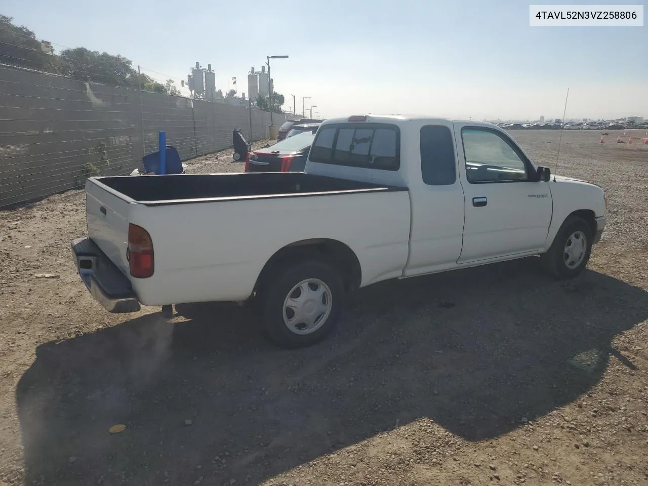 1997 Toyota Tacoma Xtracab VIN: 4TAVL52N3VZ258806 Lot: 80316814