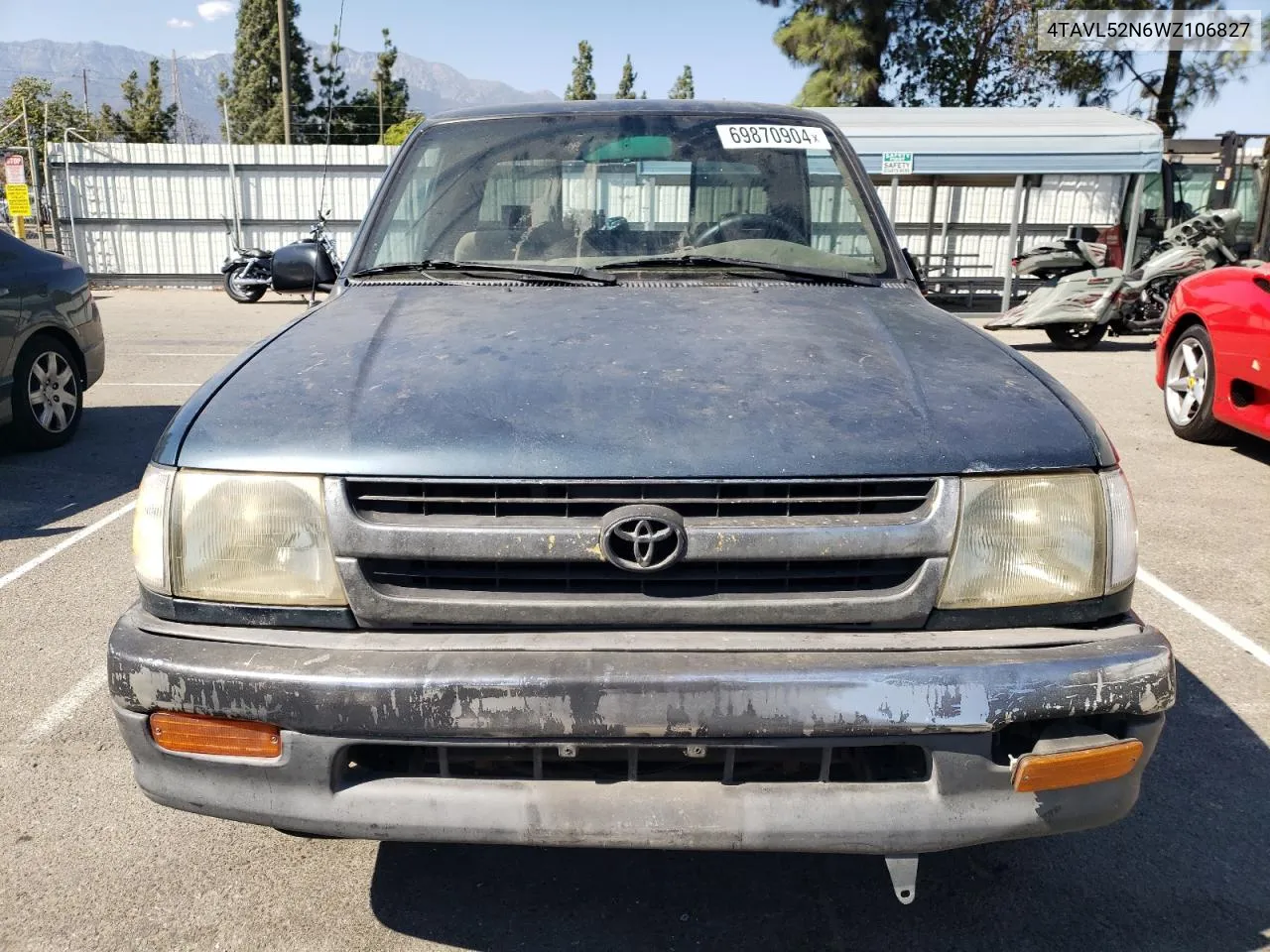 1998 Toyota Tacoma Xtracab VIN: 4TAVL52N6WZ106827 Lot: 69870904