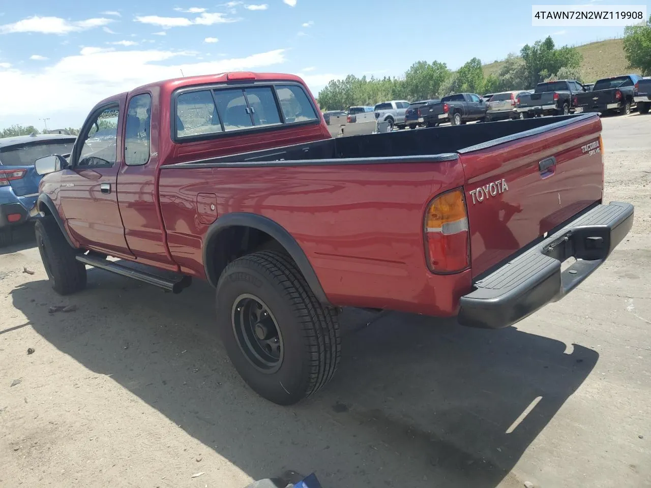 1998 Toyota Tacoma Xtracab VIN: 4TAWN72N2WZ119908 Lot: 70399804