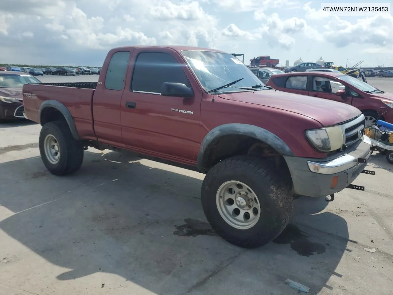 1998 Toyota Tacoma Xtracab VIN: 4TAWN72N1WZ135453 Lot: 71118324