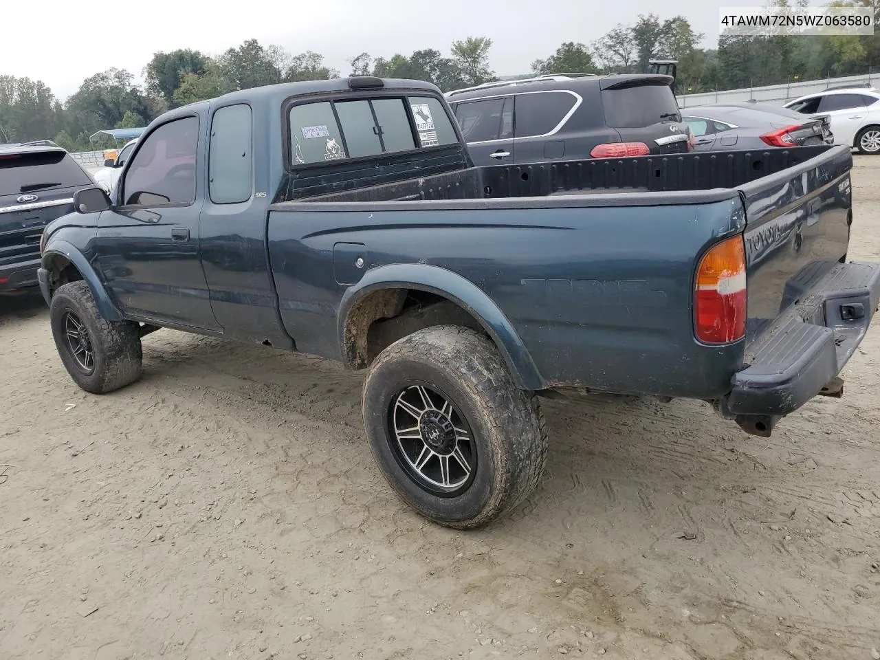 1998 Toyota Tacoma Xtracab VIN: 4TAWM72N5WZ063580 Lot: 73064794