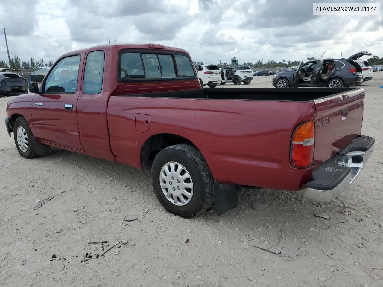 1998 Toyota Tacoma Xtracab VIN: 4TAVL52N9WZ121144 Lot: 78304804