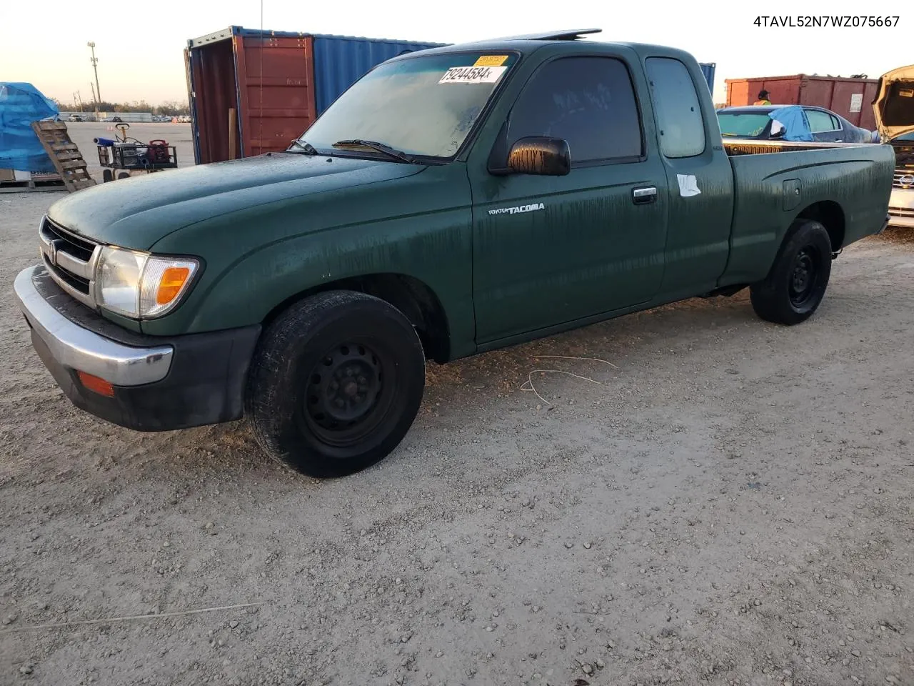 1998 Toyota Tacoma Xtracab VIN: 4TAVL52N7WZ075667 Lot: 79244584